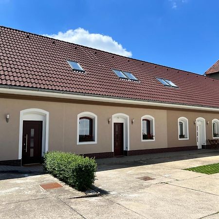 Penzion Manes Krabčice Kültér fotó